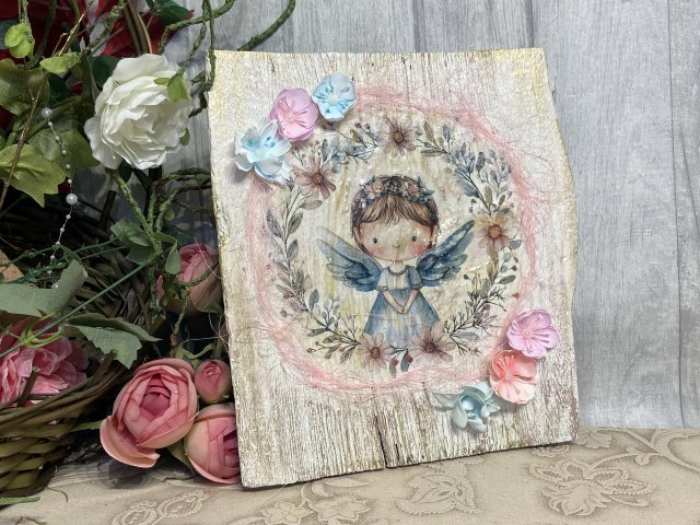 Anioł stróż na desce, obraz decoupage, prezent pod choinkę