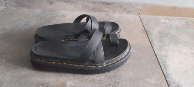 Dr.Martens 39 skórzane klapki