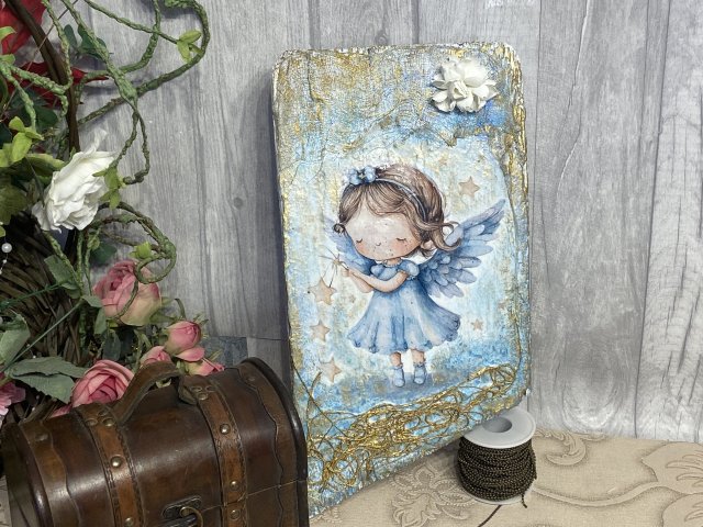 Anioł stróż na desce, obraz decoupage, prezent pod choinkę