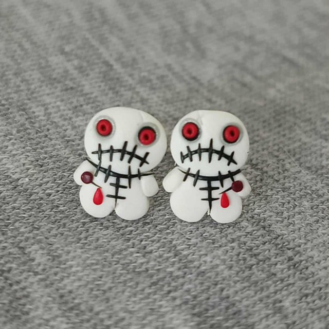 Kolczyki laleczki voodoo