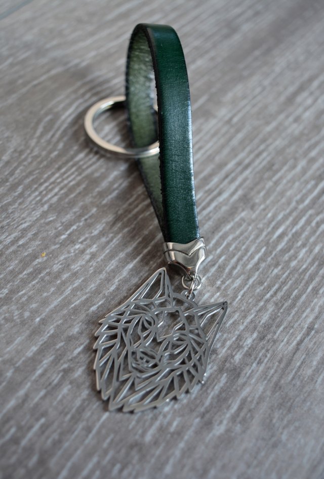 skórzany brelok do kluczy WILK ciemnozielony