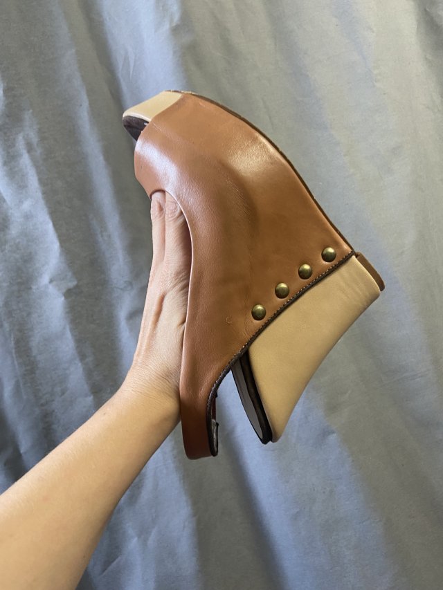 skórzane koturny 36