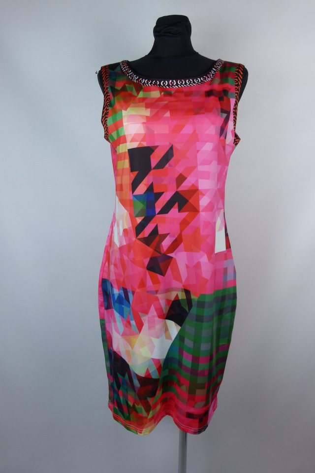 Sweet Miss ołówkowa sukienka z elastanem / L z metką