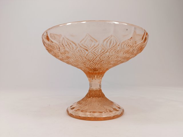 Mała owocarka migdały, Ząbkowice