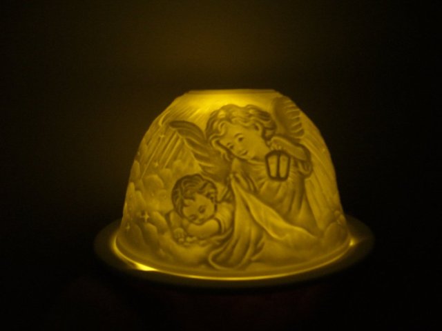 PORCELANOWY LAMPION ANIOŁKI