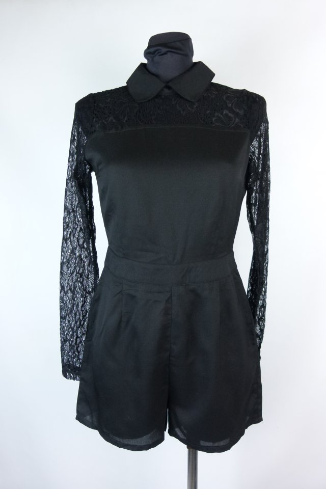 Boohoo czarny elegancki kombinezon szorty S/M z metką