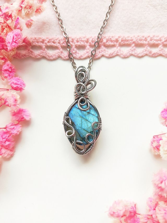 Naszyjnik Labradoryt Niebieski stal chirurgiczna wisiorek handmade wirewrapping