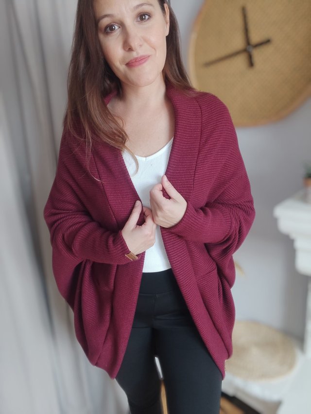 Narzutka swetrowa oversize – ciemna śliwka