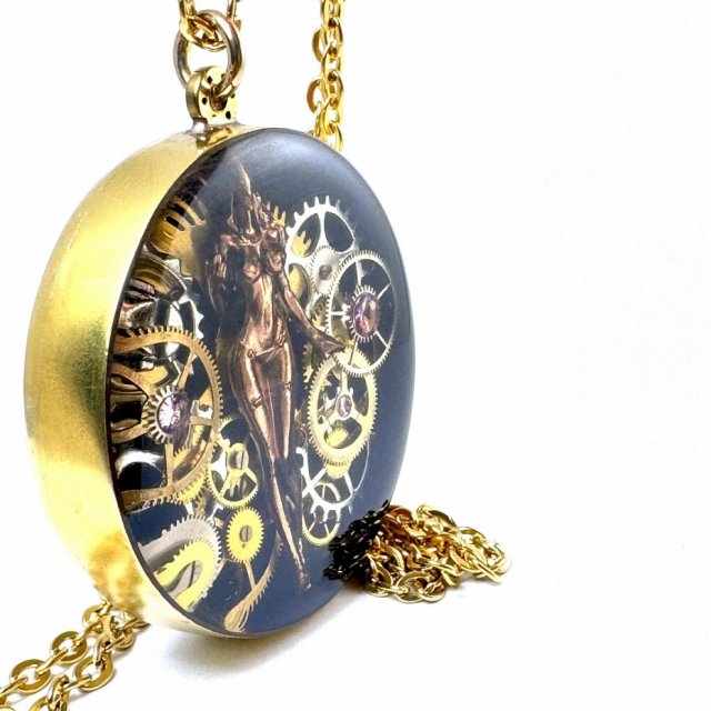 WISIOR - ALIEN LADY - unikat