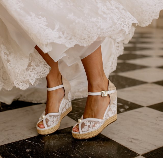 Ślubne espadryle na koturnie z perłą - wysokość 10 cm, Ślub boho - rozmiar 36