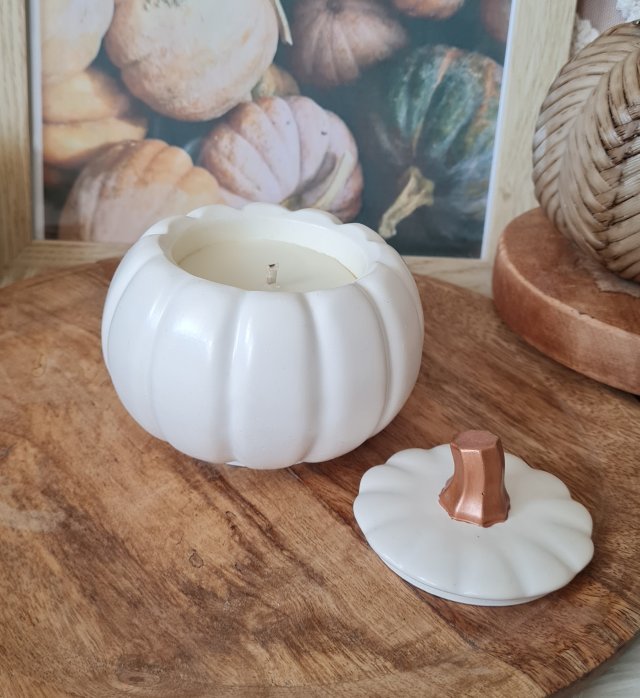 Świeca dynia z gipsu biała jesień