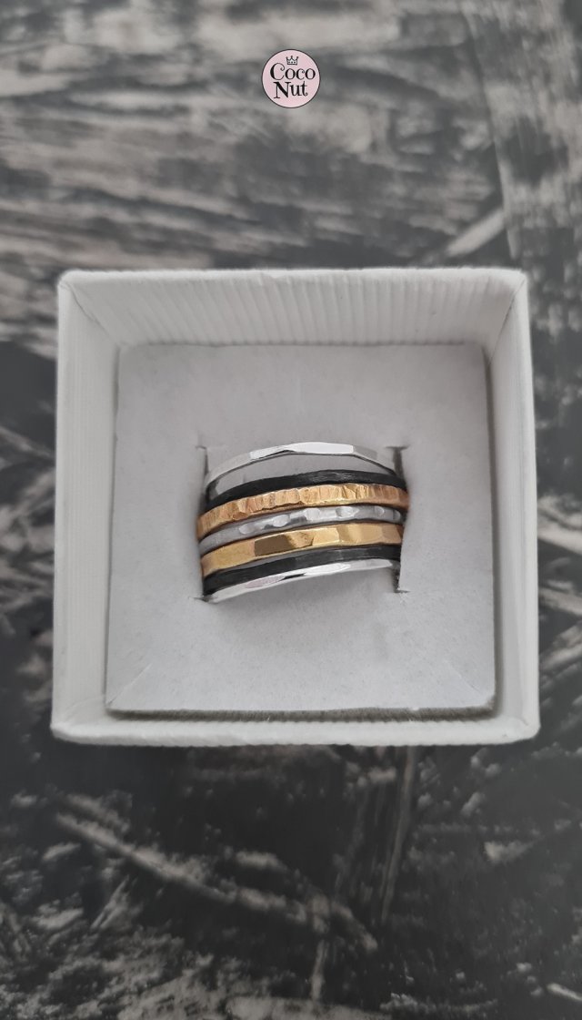 Pierścionek TEXTURE - 7 obrączek srebro T252