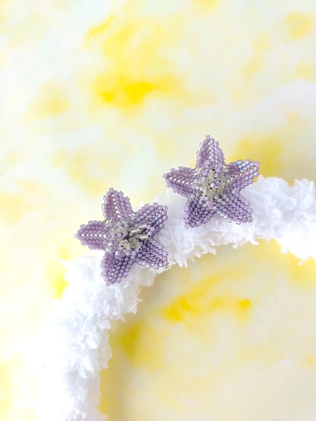 Kolczyki Lawendowe Kwiaty z koralików