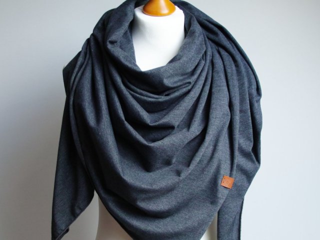 Chusta bawełniana GRAFITOWA- chusta kwadratowa - modna chusta na wiosnę jesień