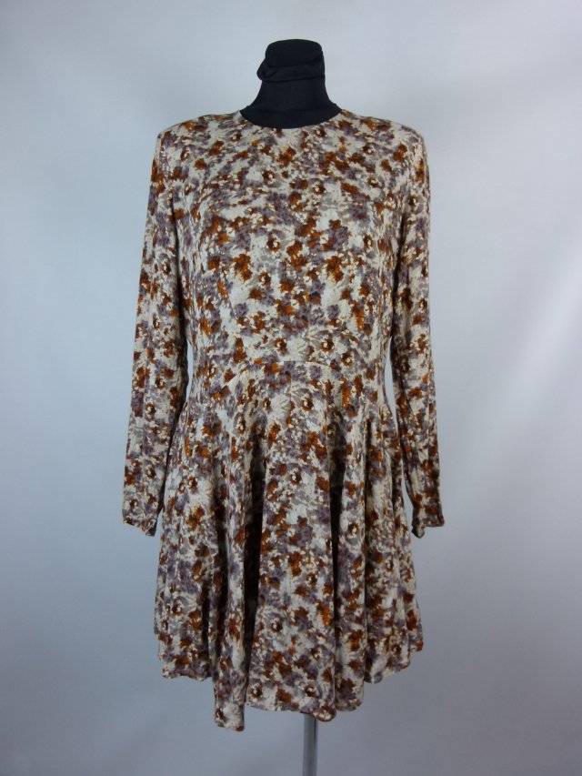 H&M sukienka kloszowana z długimi rękawami 14 / 40 - L