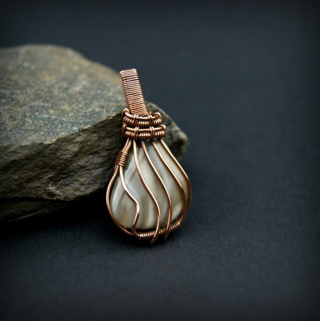 Krzemień pasiasty wisiorek wire wrapping
