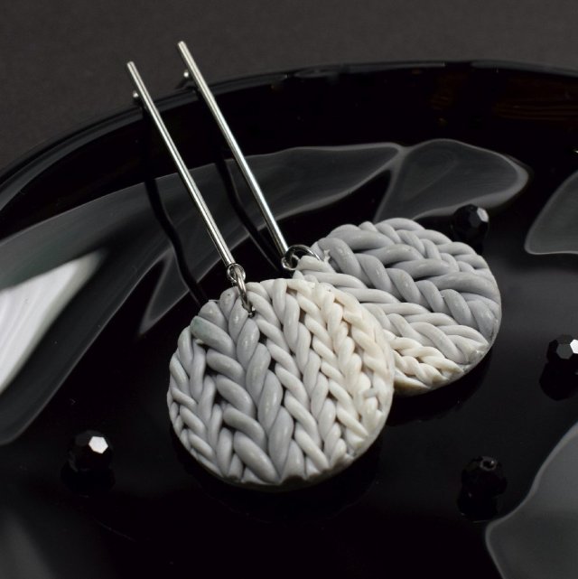 Wełniane sploty - kolczyki w odcieniach szarości i bieli