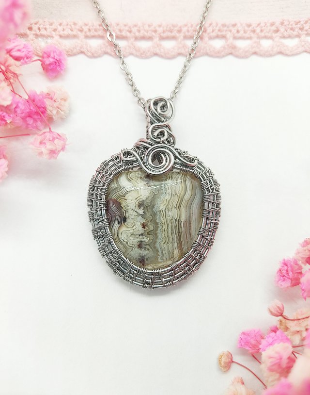 Naszyjnik Agat Crazy Lace stal chirurgiczna wisiorek handmade wirewrapping