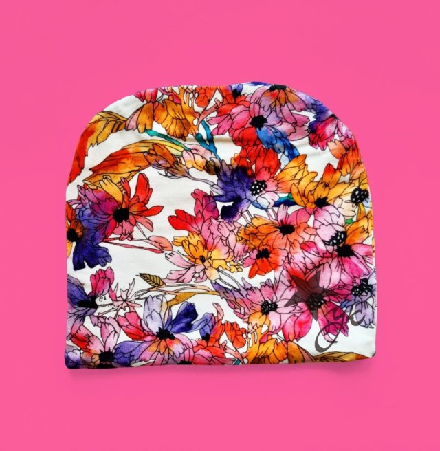 Czapka Bawełniana Jesienne Kwiaty na bieli