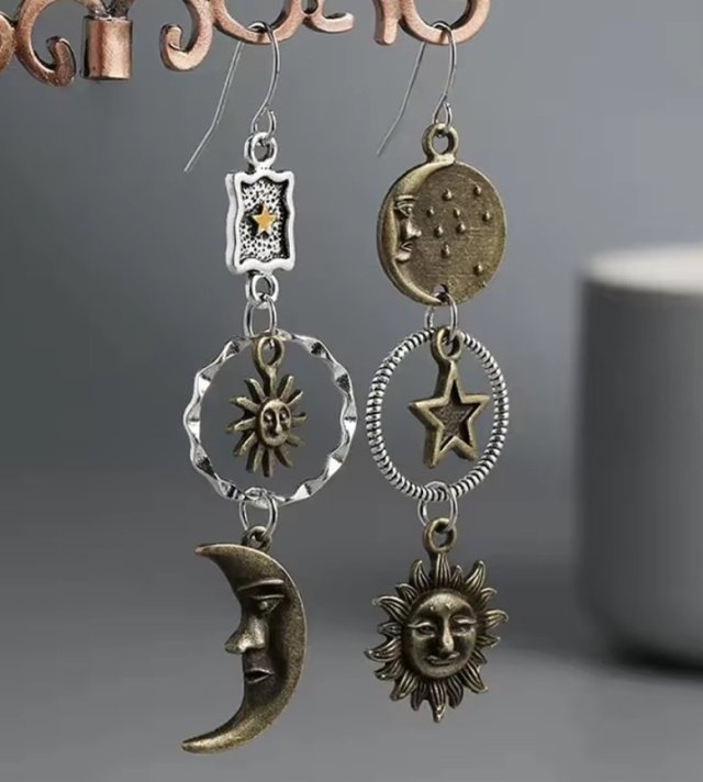 Kolczyki z księżycem