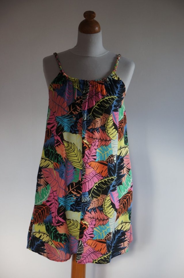 Sukienka na ramiączkach *27