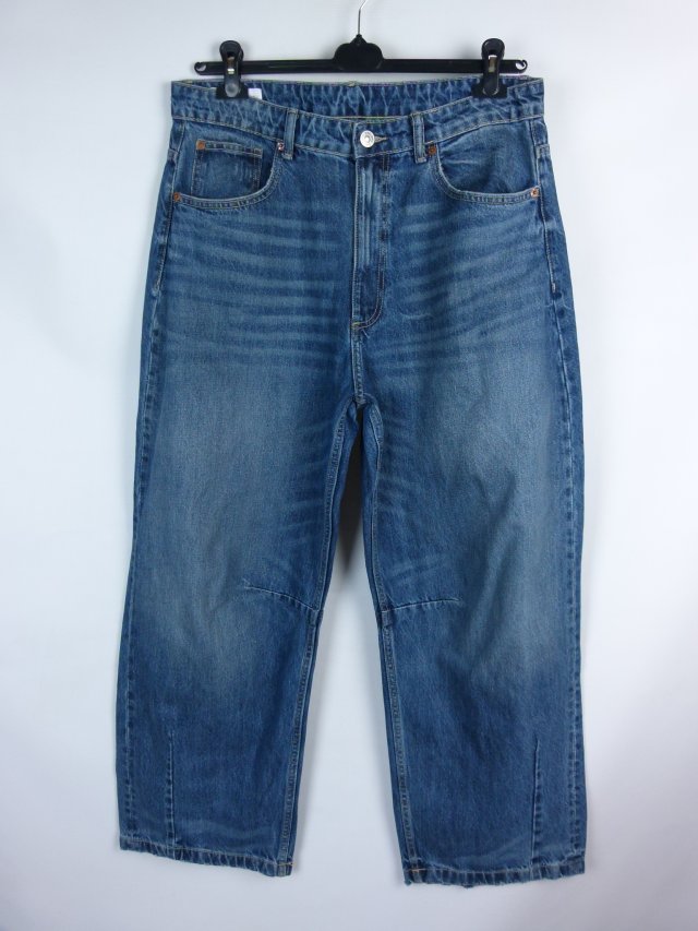 Zara straight jeans spodnie dżins / 42