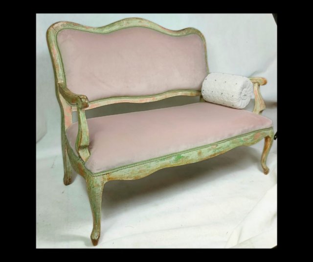 kanapa sofa stylizowana cottagecore vintage po renowacji