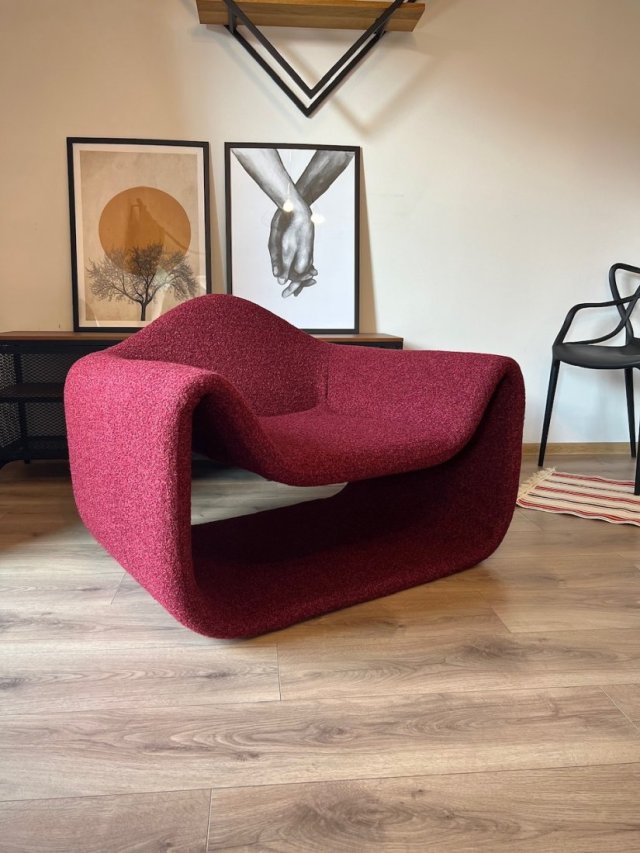 Fotel minimalistyczny nowoczesny boucle