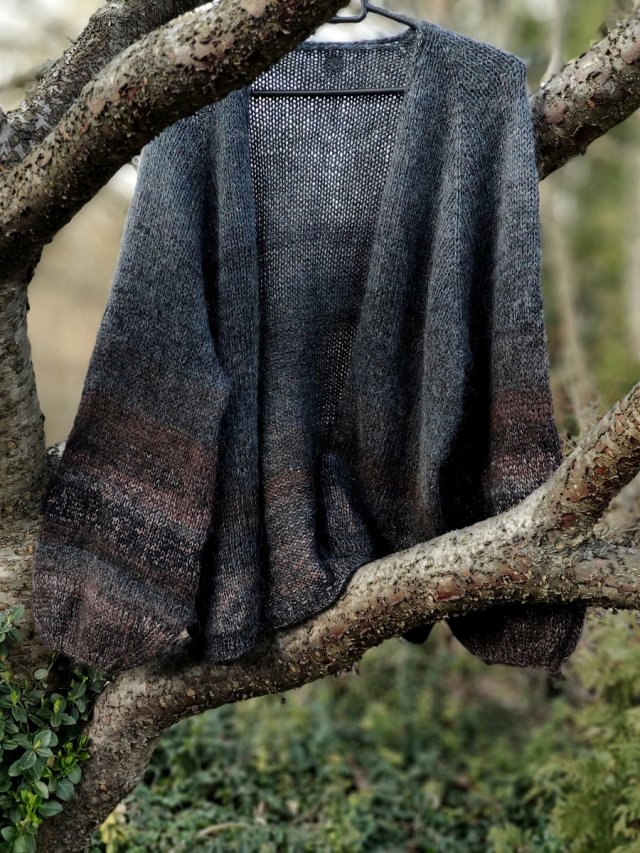 Balloon sweater brown