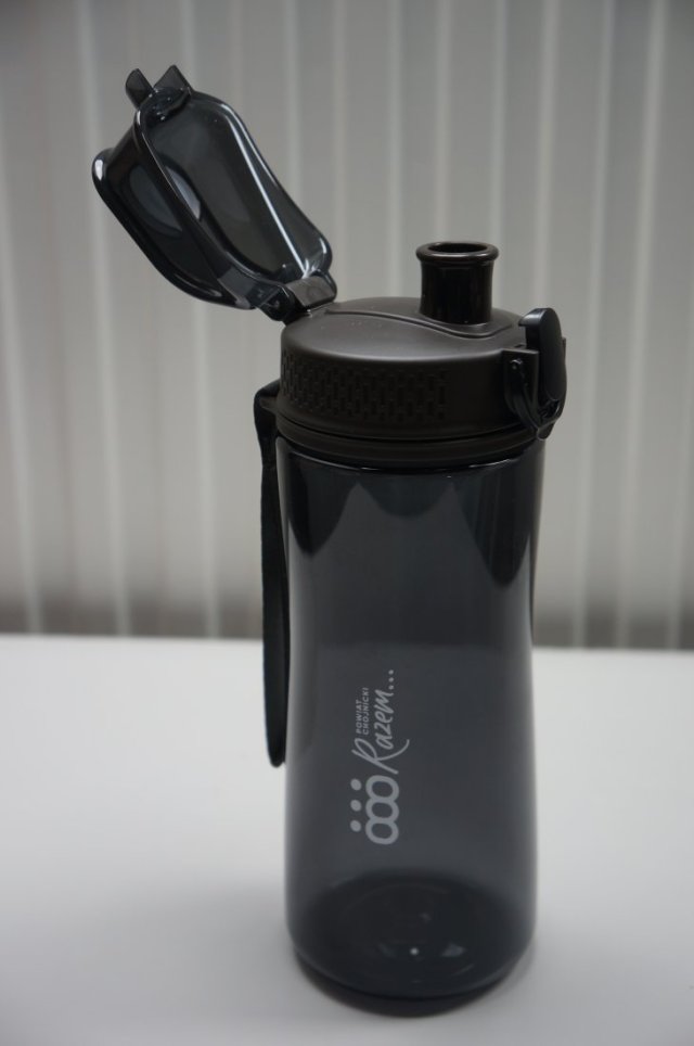 Plastikowy bidon   *19