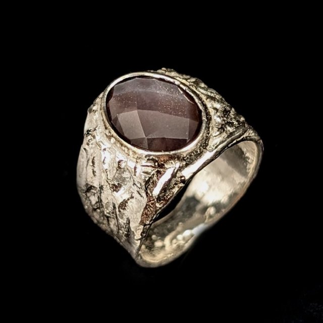 MOCCA MOONSTONE