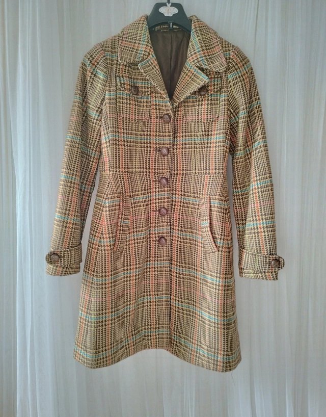 Piękny stylizowany płaszcz w kratkę brąz taliowany 38 M retro styl