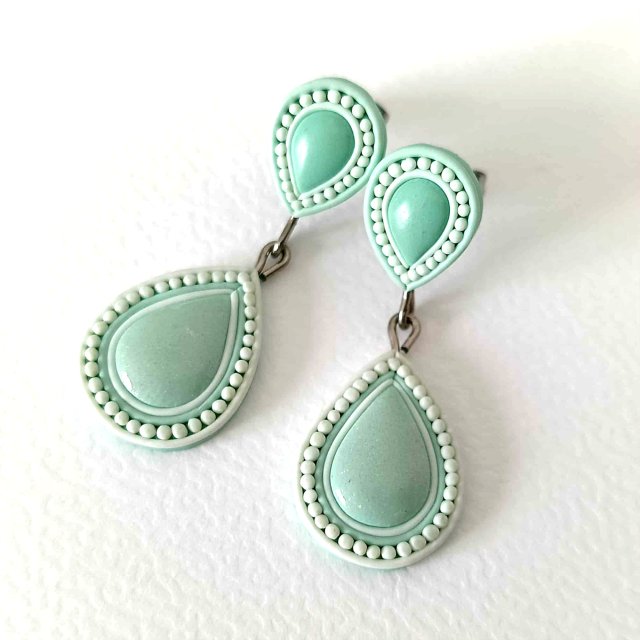 Miętowe kolczyki handmade, eleganckie kolczyki krople