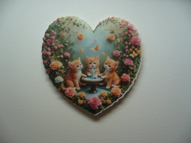 MAGNES NA LODÓWKĘ KOTKI