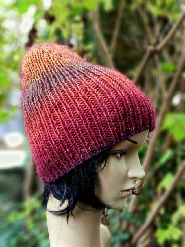 jesienią / czapka z jedwabiem