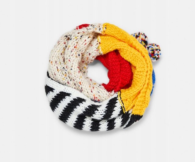 ZARA - SZAL PATCHWORKOWY - POMPONY