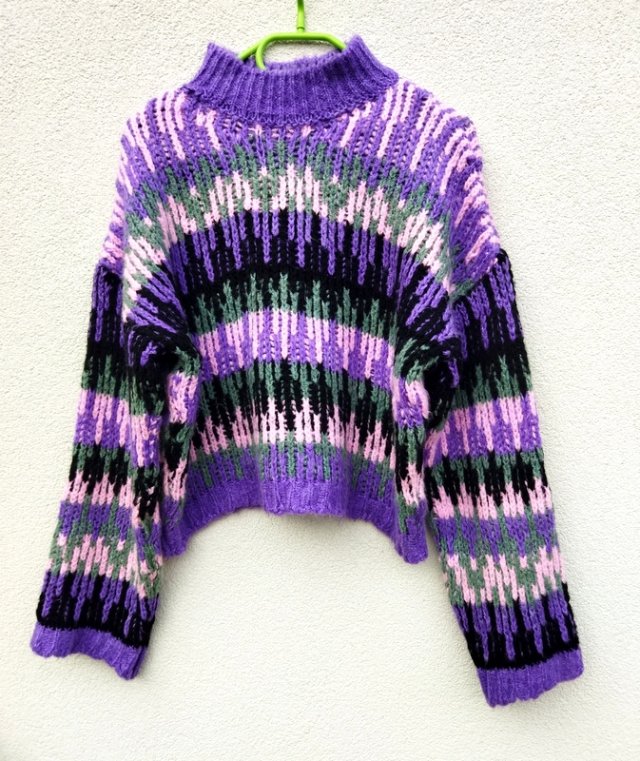 WZORZYSTY SWETER