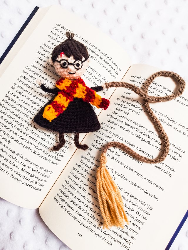 Zakładka do książek Harry Potter z miotłą