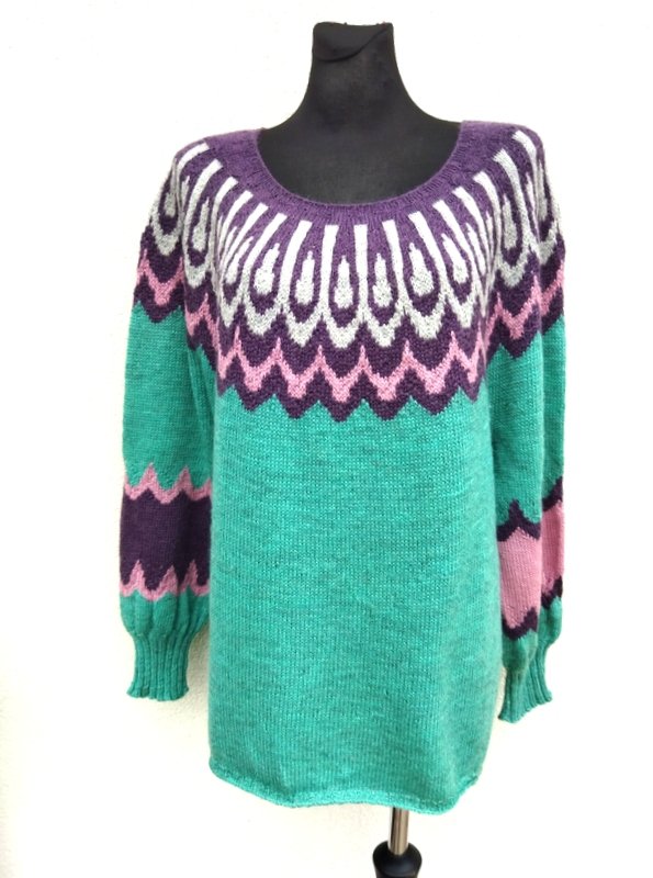 WZORZYSTY SWETER