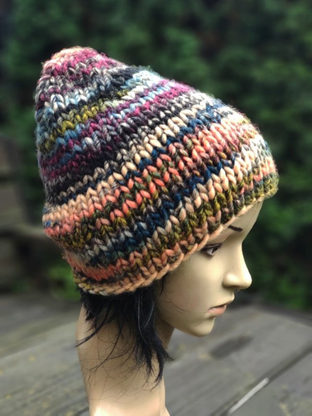 Baśniowy las / czapa