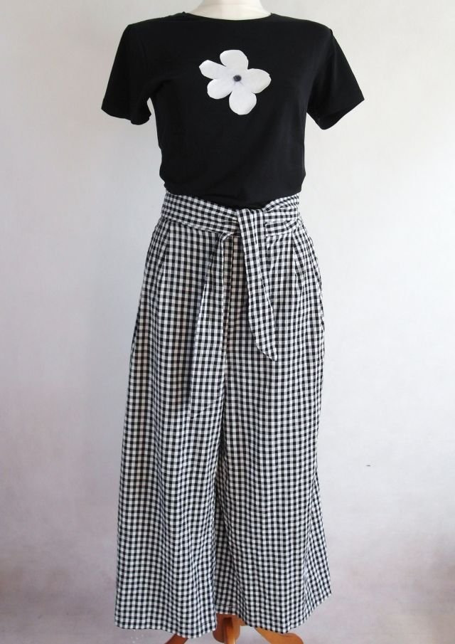 KULOTY KRATECZKA BIAŁO CZARNA