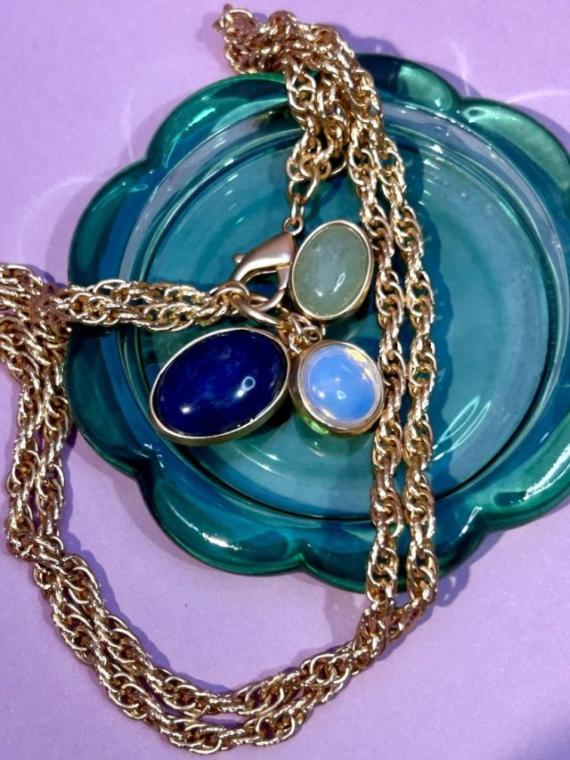 ❦❦ naszyjnik z kamiennymi zawieszkami ❦❦