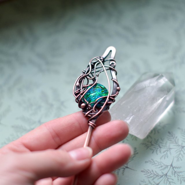 Szpila do włosów w bajkowym klimacie