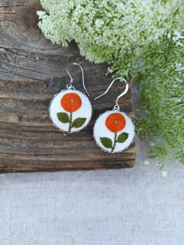Haftowane kolczyki - pomarańczowe