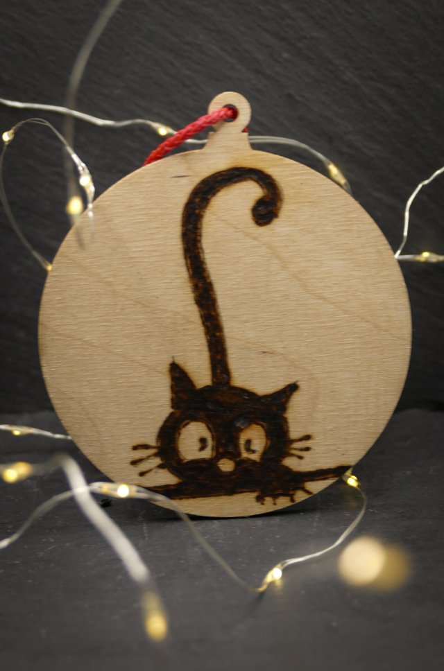 Drewniane wypalane ręcznie bombki - kot 11 - święta, mikołajki, boże narodzenie, prezent, upominek, gwiazdka, zabawne