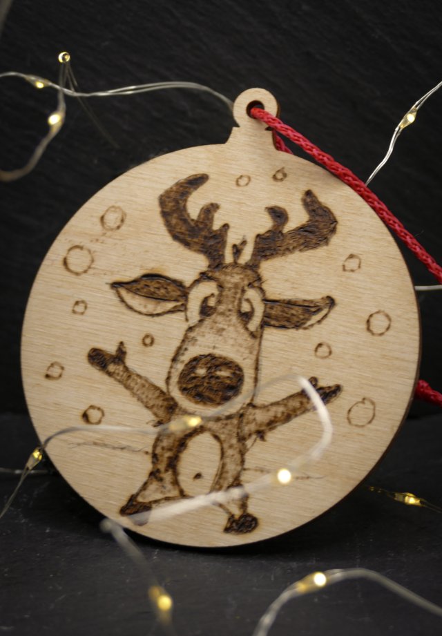 Drewniane wypalane ręcznie bombki - Renifer 1 - święta, mikołajki, boże narodzenie, prezent, upominek, gwiazdka, zabawne