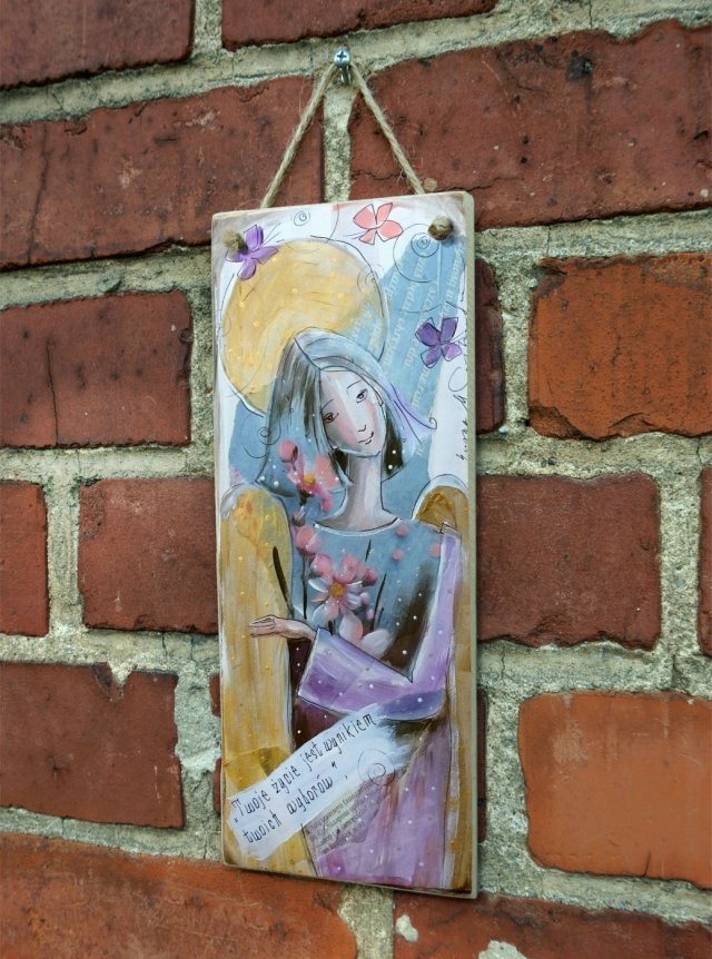 Deseczka z sentencją "Twoje życie jest wynikiem twoich wyborów"