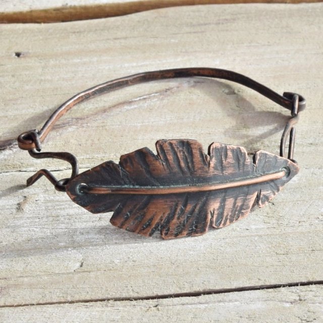 Bransoletka z kutej oksydowanej miedzi /68/