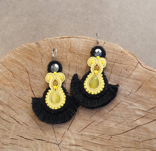 Kolczyki sutasz z uleksytem, hematytem i agatem