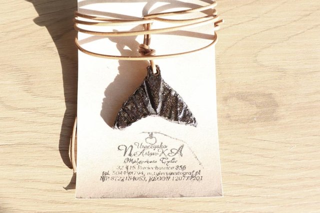 Biżuteria ceramiczna, biżuteria artystyczna, naszyjniki ceramiczne, ręcznie robiona, damska, z ceramiki, ręcznie malowana, wisior